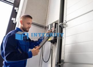 Residential Garage Door Repair in Amarillo